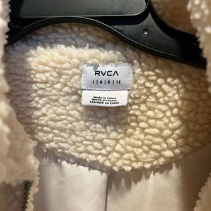 RVCA Cream Ted Sherpa jacket size large